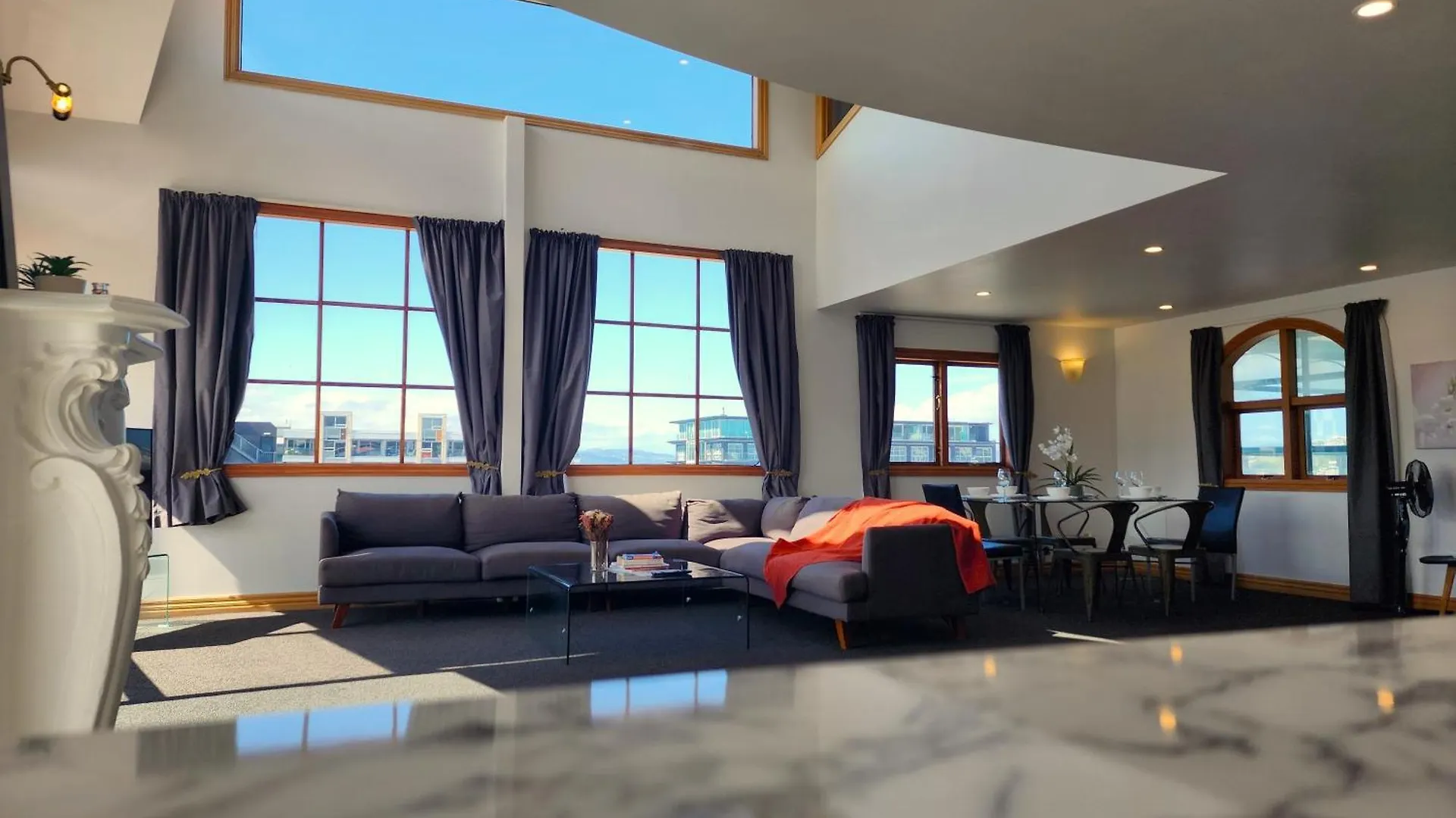 U Suites On Courtenay Wellington Apartment
