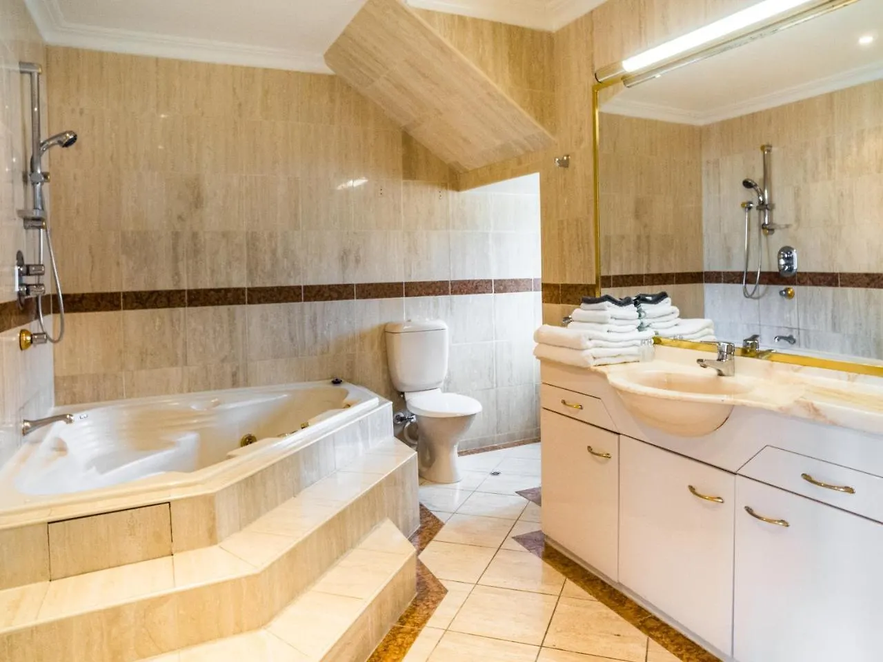 U Suites On Courtenay Wellington Apartment